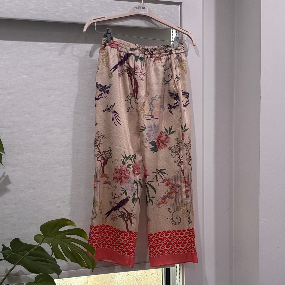 Floral Patterned Wide-Leg Pants